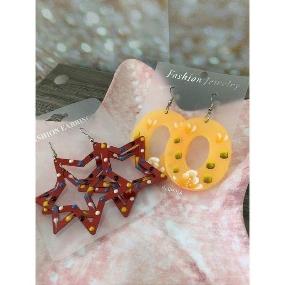 NWT 2 Pair Bundle Fashion Earrings Pierced Dangle Bohemian Boho Earrings - Picture 8 of 10